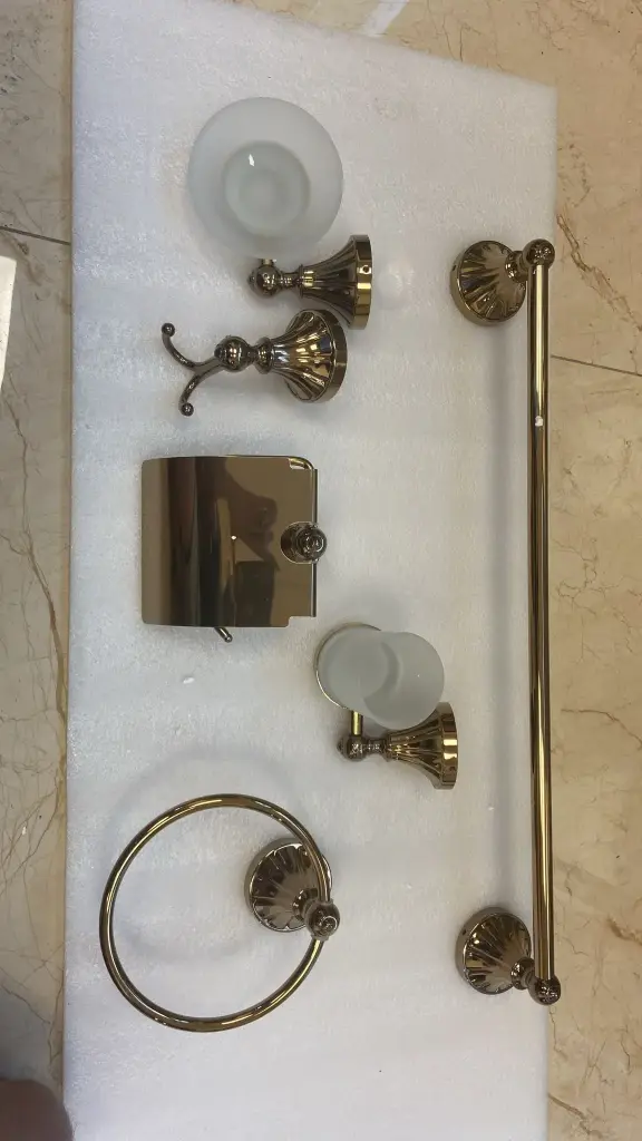 اكسسورات حمام 6قطع برونزي مودرن