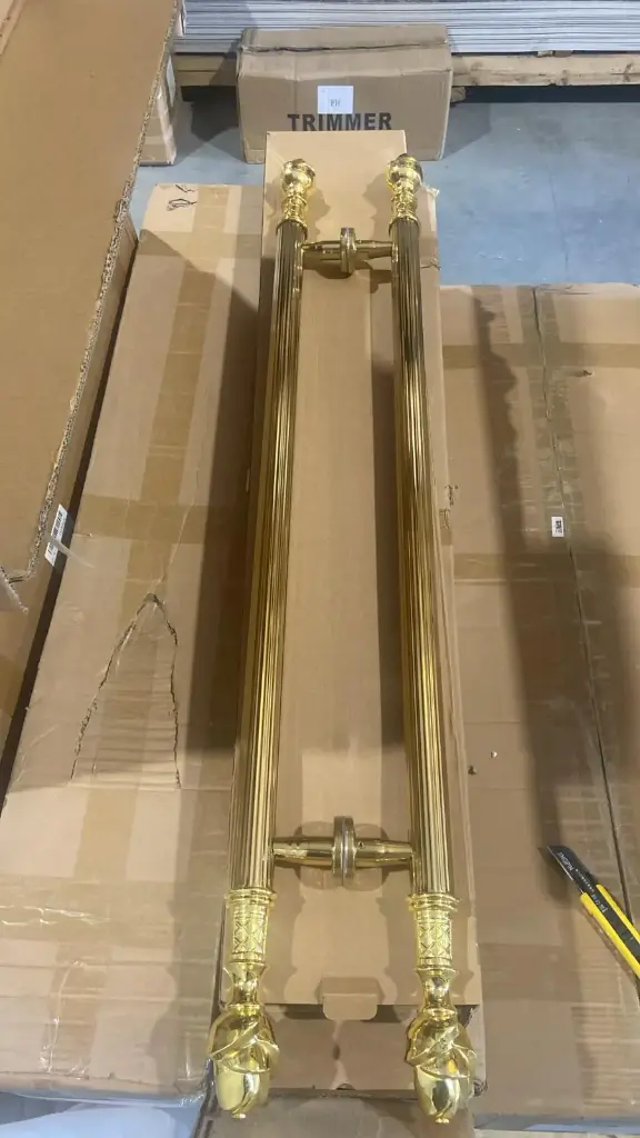 GLASS DOOR HANDLE  مقبض باب زجاجي1.2 ذهبي