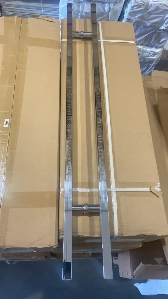 GLASS DOOR HANDLE  مقبض باب زجاجي