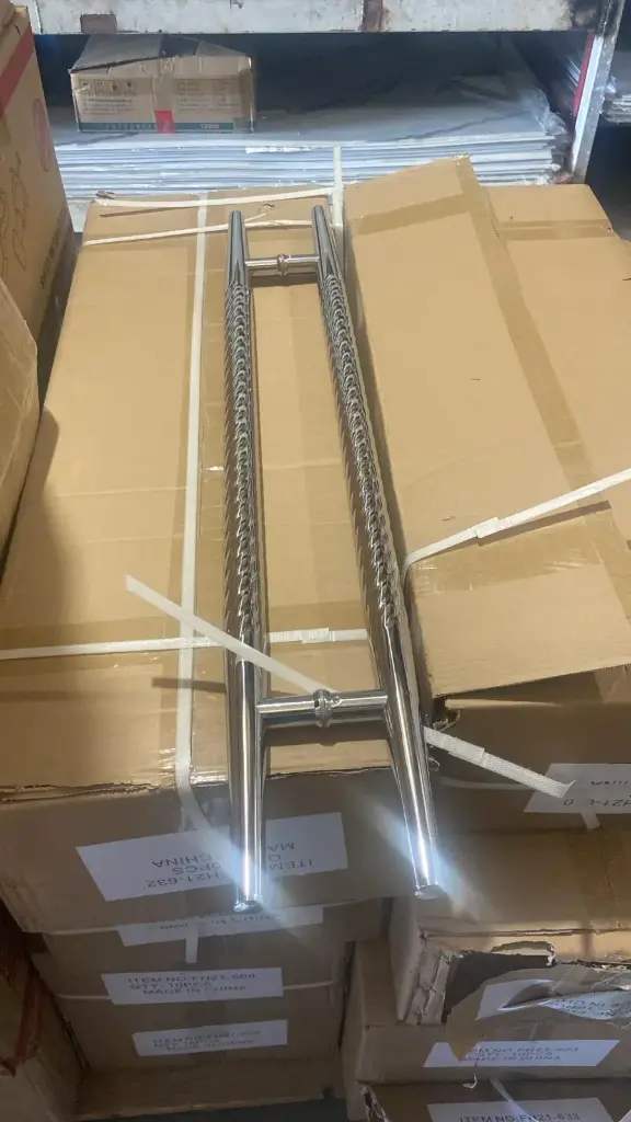 GLASS DOOR HANDLE  مقبض باب زجاجي فضي