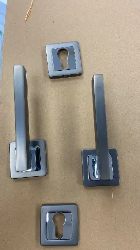 [540] مقبض باب رمادي فضي ROSETTE HANDLE ,MEGGO  