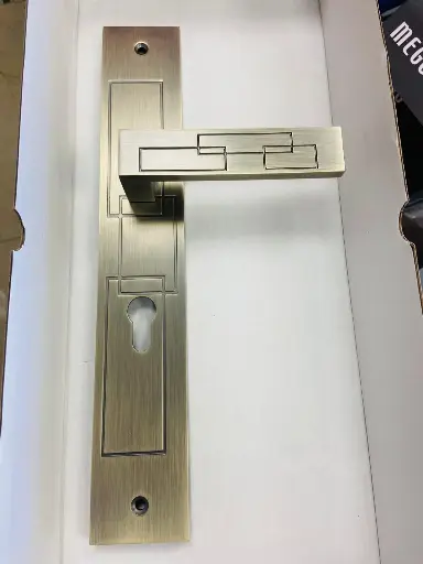 [555] مقبض باب كلاسك فضي  HANDLE ,MEGGO BRAND