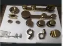 [656] BATHROOM DOOR FITTING SETS  مجموعات تركيب أبواب الحمام ذهبي